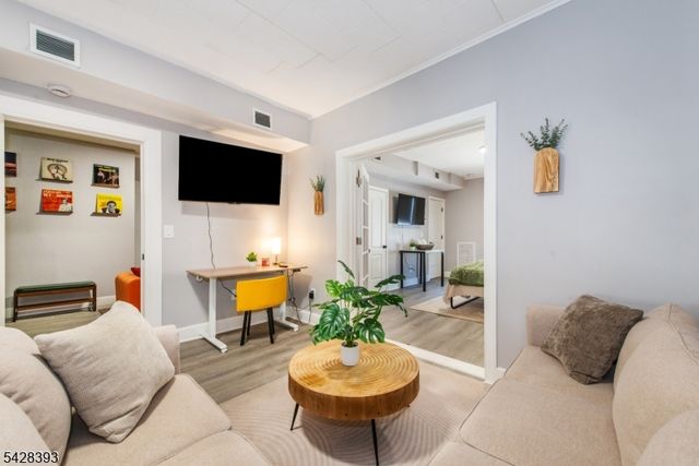 222 William St, East Orange City, NJ 07017