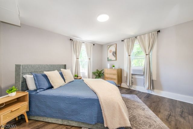 222 William St, East Orange City, NJ 07017
