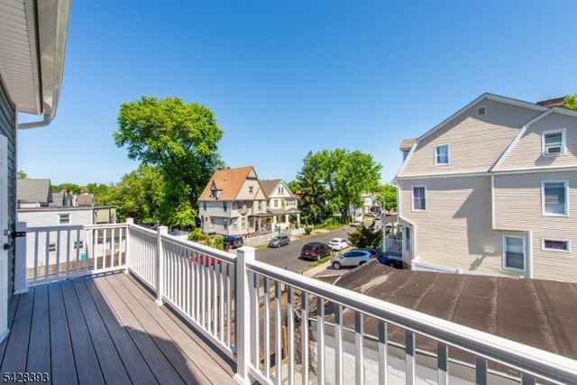 222 William St, East Orange City, NJ 07017
