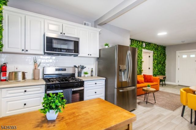 222 William St, East Orange City, NJ 07017