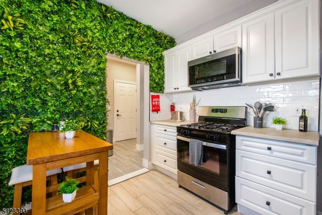 222 William St, East Orange City, NJ 07017