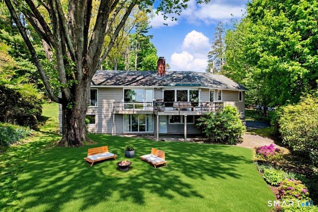 211 High Meadow Road, Fairfield, CT 06890