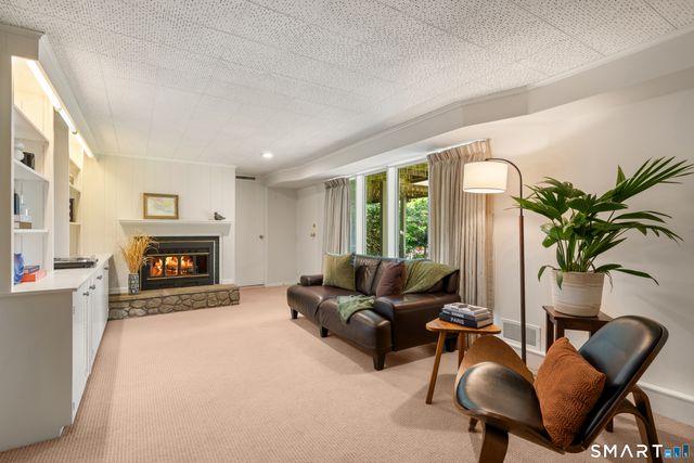 211 High Meadow Road, Fairfield, CT 06890