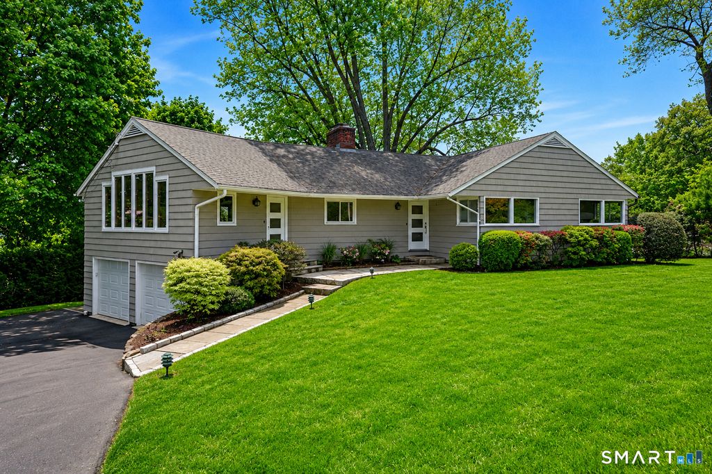 211 High Meadow Road, Fairfield, CT 06890