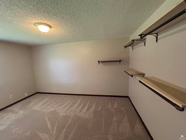 1837 Plymouth Road, Manhattan, KS 66503