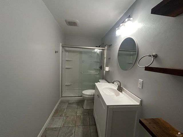 1837 Plymouth Road, Manhattan, KS 66503