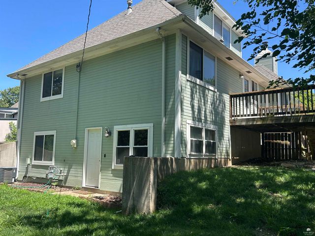 1837 Plymouth Road, Manhattan, KS 66503