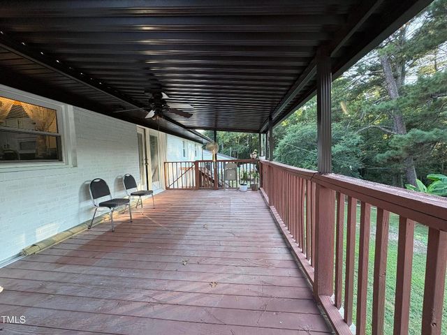 806 Lindley Dr Drive, Durham, NC 27703