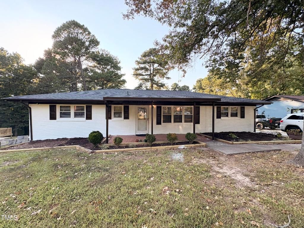 806 Lindley Dr Drive, Durham, NC 27703