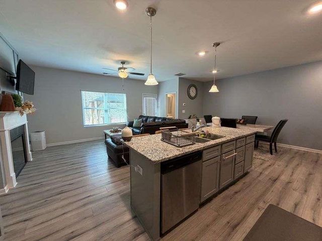 7565 Knoll Hollow Road, Lithonia, GA 30058