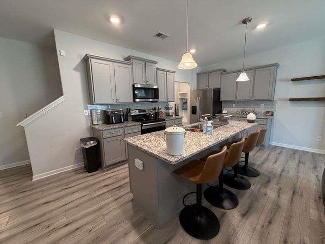 7565 Knoll Hollow Road, Lithonia, GA 30058