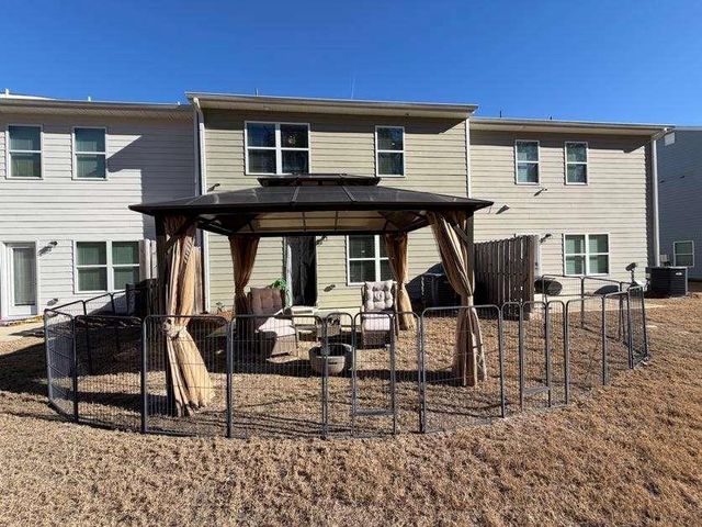 7565 Knoll Hollow Road, Lithonia, GA 30058