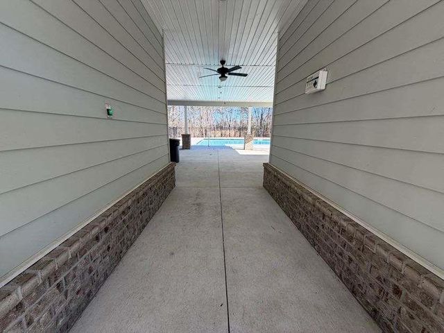 7565 Knoll Hollow Road, Lithonia, GA 30058