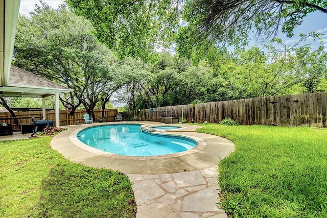 7025 Auckland DR, Austin, TX 78749