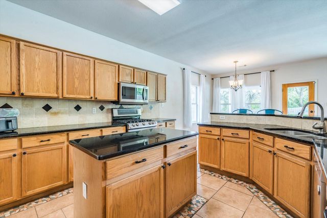7025 Auckland DR, Austin, TX 78749
