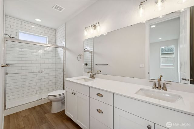 15323 207th Avenue E, Bonney Lake, WA 98391