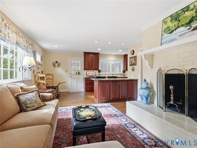 9111 Burkhart Dr, Henrico, VA 23229