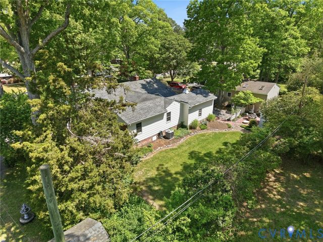 9111 Burkhart Dr, Henrico, VA 23229