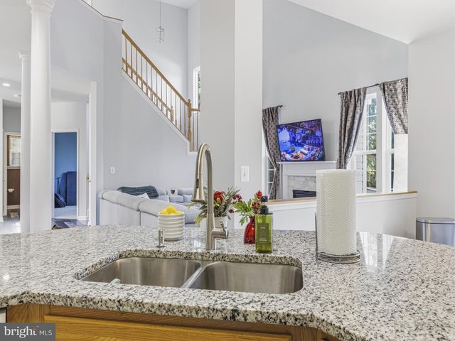 45370 BAREFOOT DR, California, MD 20619