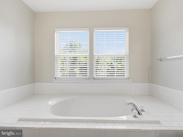 45370 BAREFOOT DR, California, MD 20619