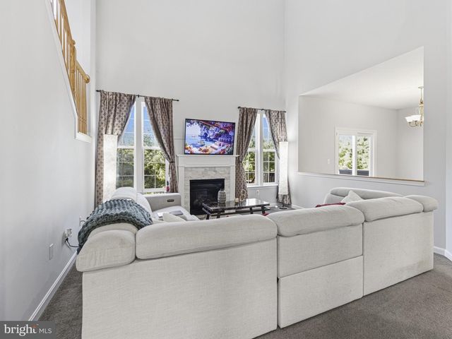 45370 BAREFOOT DR, California, MD 20619