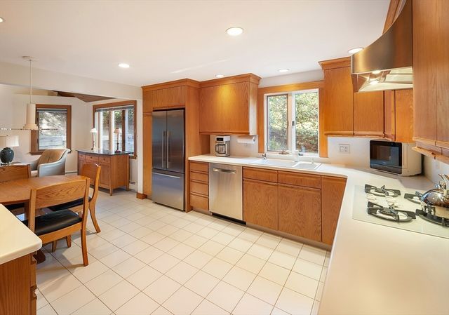 28 Emerson Road, Winchester, MA 01890