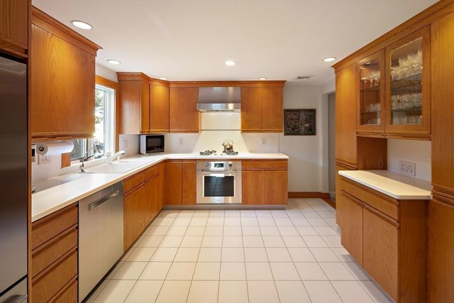 28 Emerson Road, Winchester, MA 01890