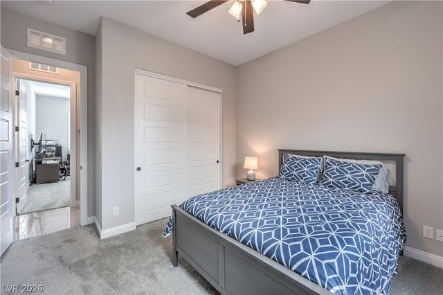 9068 Golden Crow Avenue, Las Vegas, NV 89148