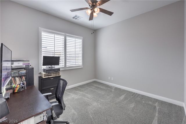 9068 Golden Crow Avenue, Las Vegas, NV 89148