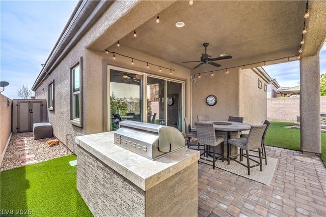 9068 Golden Crow Avenue, Las Vegas, NV 89148