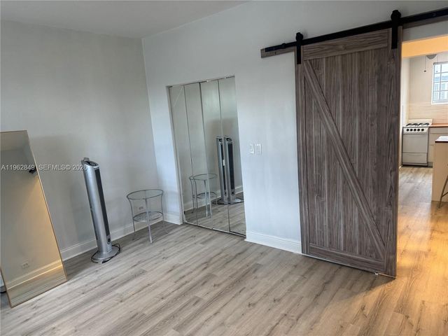 637 12th St 6, Miami Beach, FL 33139