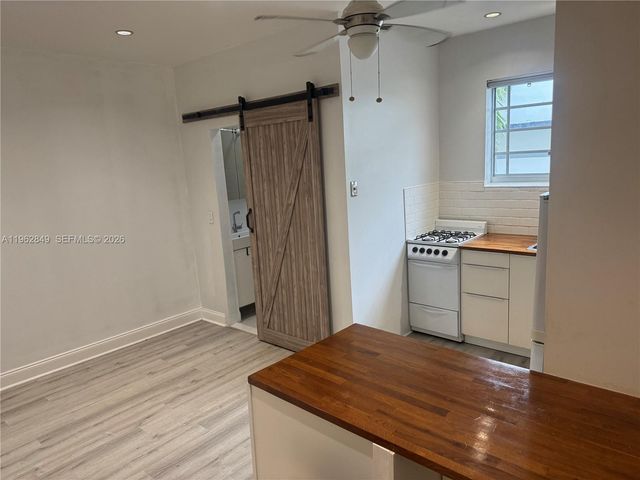 637 12th St 6, Miami Beach, FL 33139