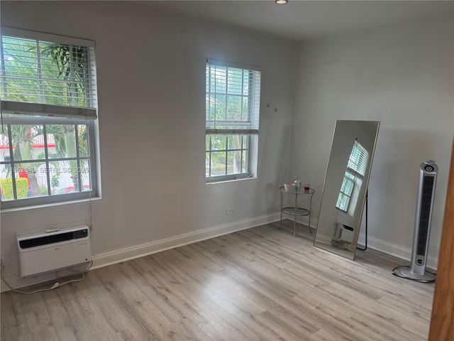 637 12th St 6, Miami Beach, FL 33139