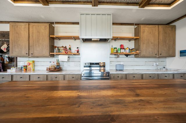 67 Lackey Rd, Kelso, TN 37348