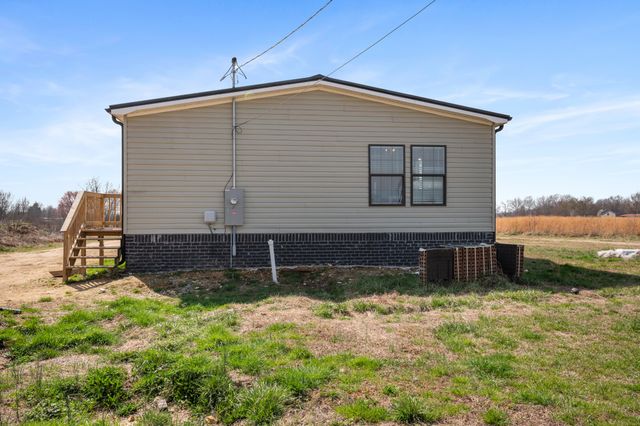 67 Lackey Rd, Kelso, TN 37348