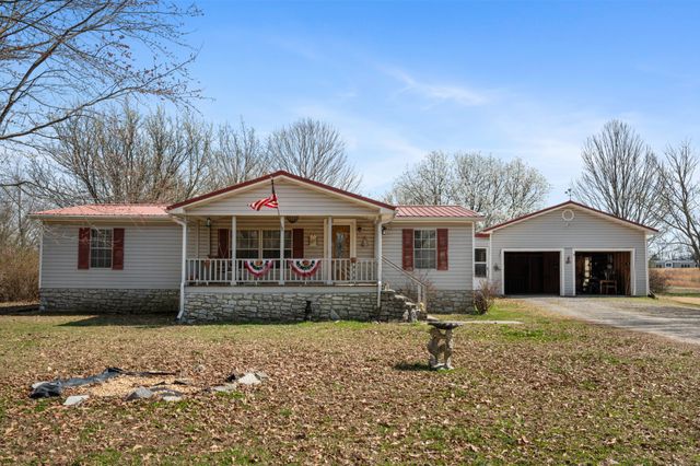 67 Lackey Rd, Kelso, TN 37348