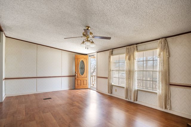 67 Lackey Rd, Kelso, TN 37348