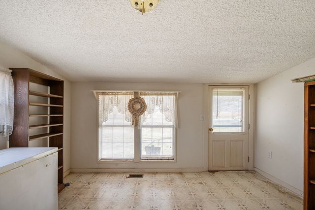 67 Lackey Rd, Kelso, TN 37348