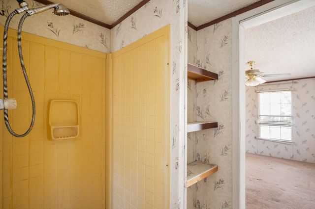 67 Lackey Rd, Kelso, TN 37348