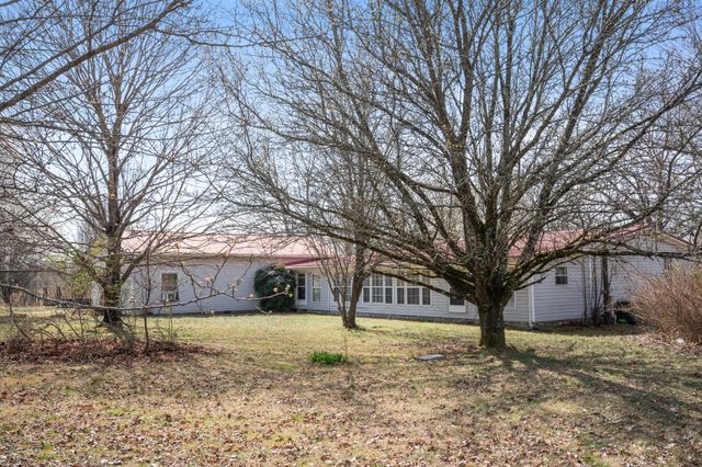 67 Lackey Rd, Kelso, TN 37348