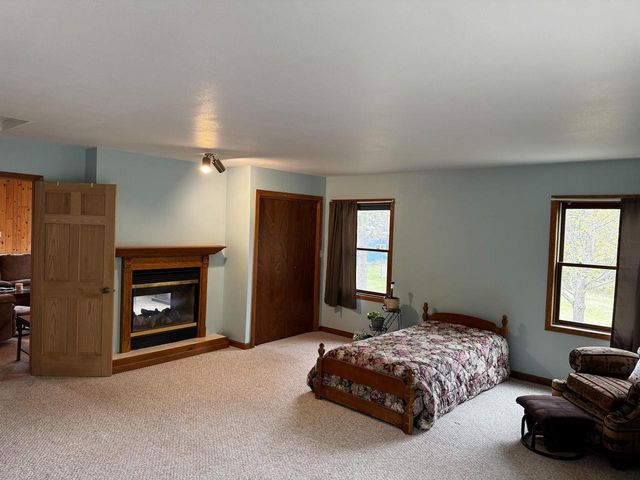 N9960 MEADOWLARK LANE, Crivitz, WI 54114