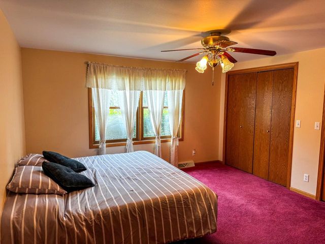 N9960 MEADOWLARK LANE, Crivitz, WI 54114