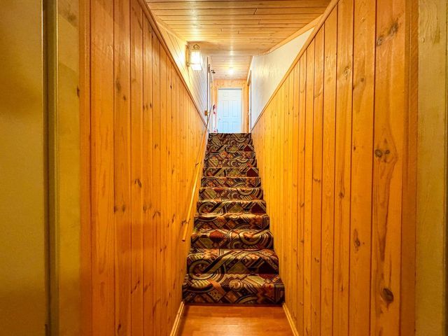 N9960 MEADOWLARK LANE, Crivitz, WI 54114