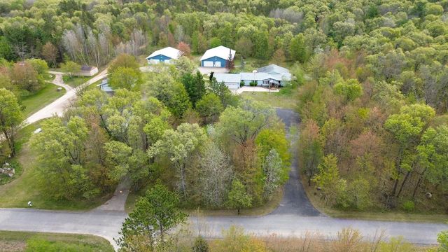 N9960 MEADOWLARK LANE, Crivitz, WI 54114