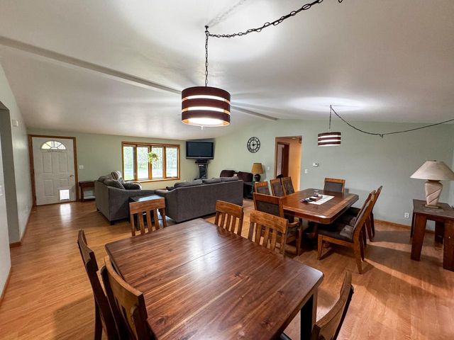 N9960 MEADOWLARK LANE, Crivitz, WI 54114