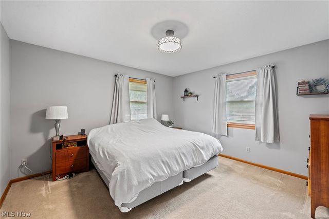 2591 Woodview Road, Uniontown, OH 44685