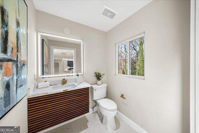 250 Bruton Way, Sandy Springs, GA 30342