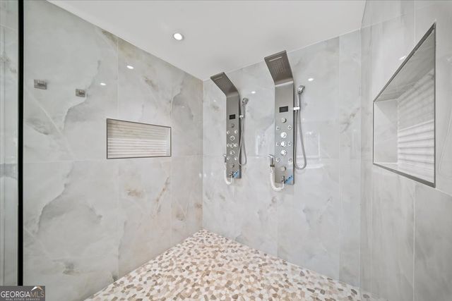 250 Bruton Way, Sandy Springs, GA 30342