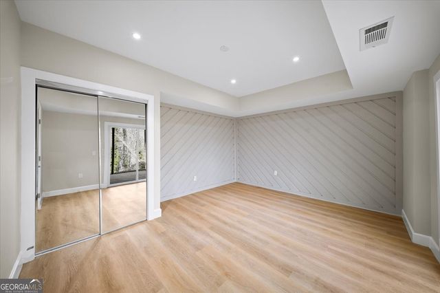 250 Bruton Way, Sandy Springs, GA 30342