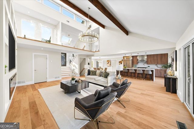 250 Bruton Way, Sandy Springs, GA 30342